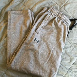 Men’s UnderArmor Sweatpants!